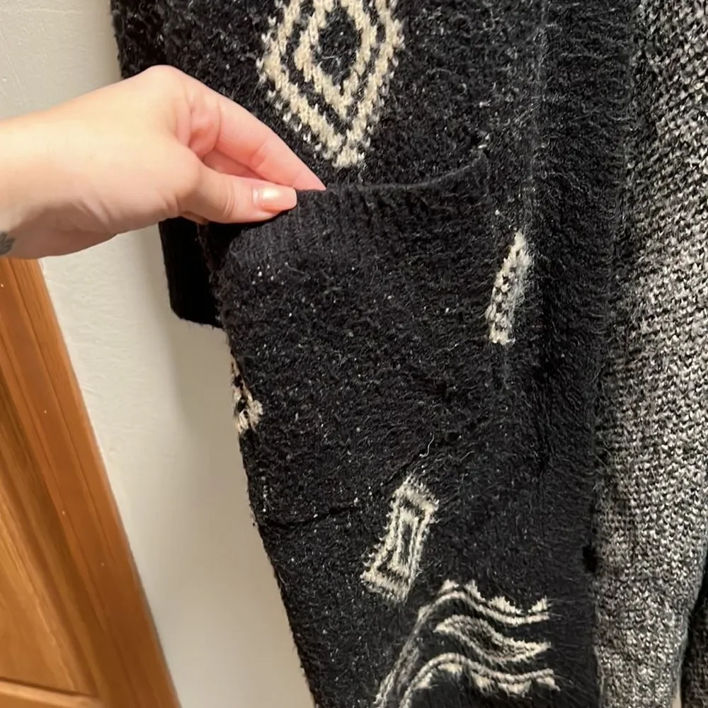 Western Long Cardigan - Picture 3 of 4
